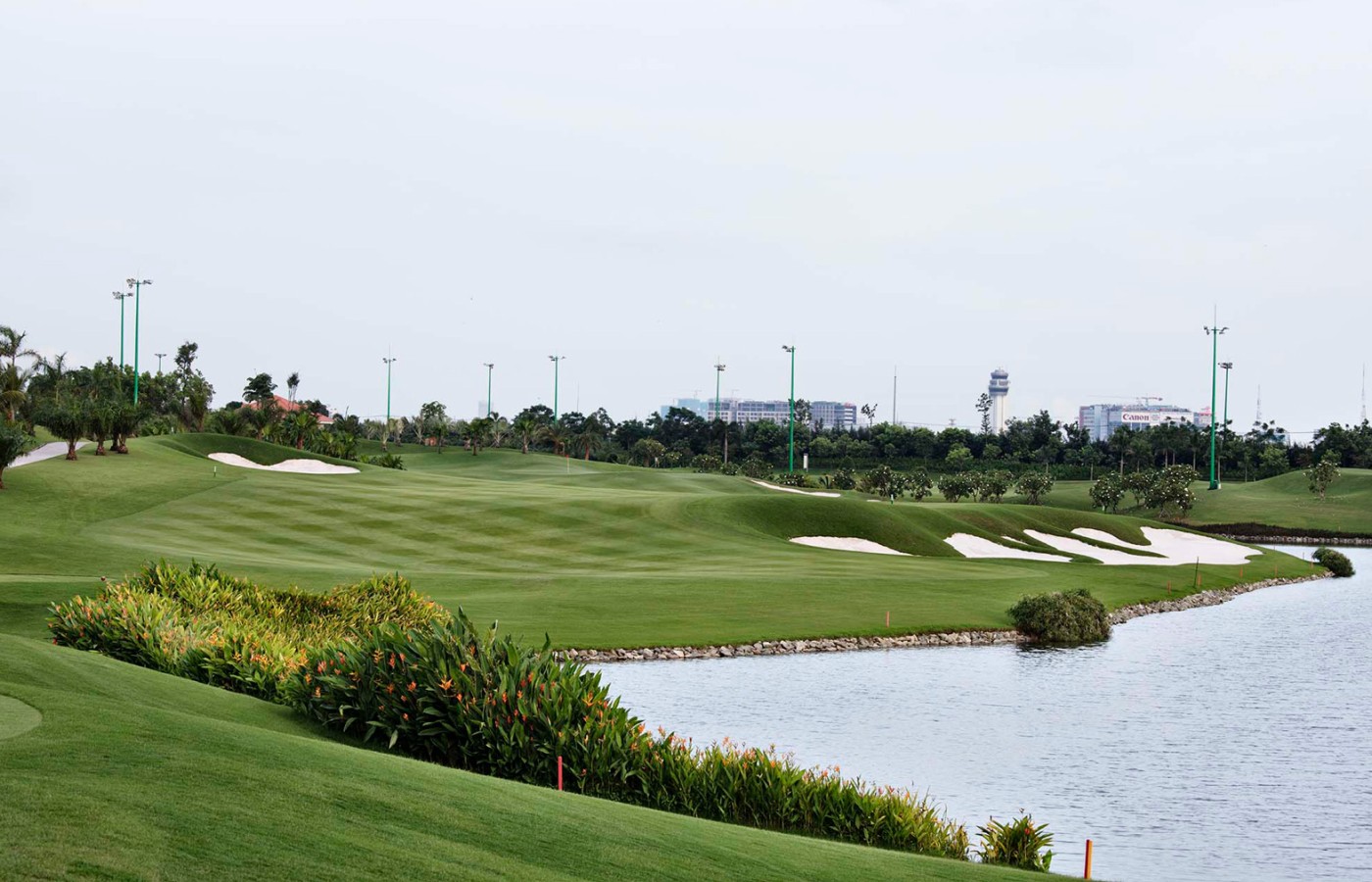SÂN GOLF TÂN SƠN NHẤT