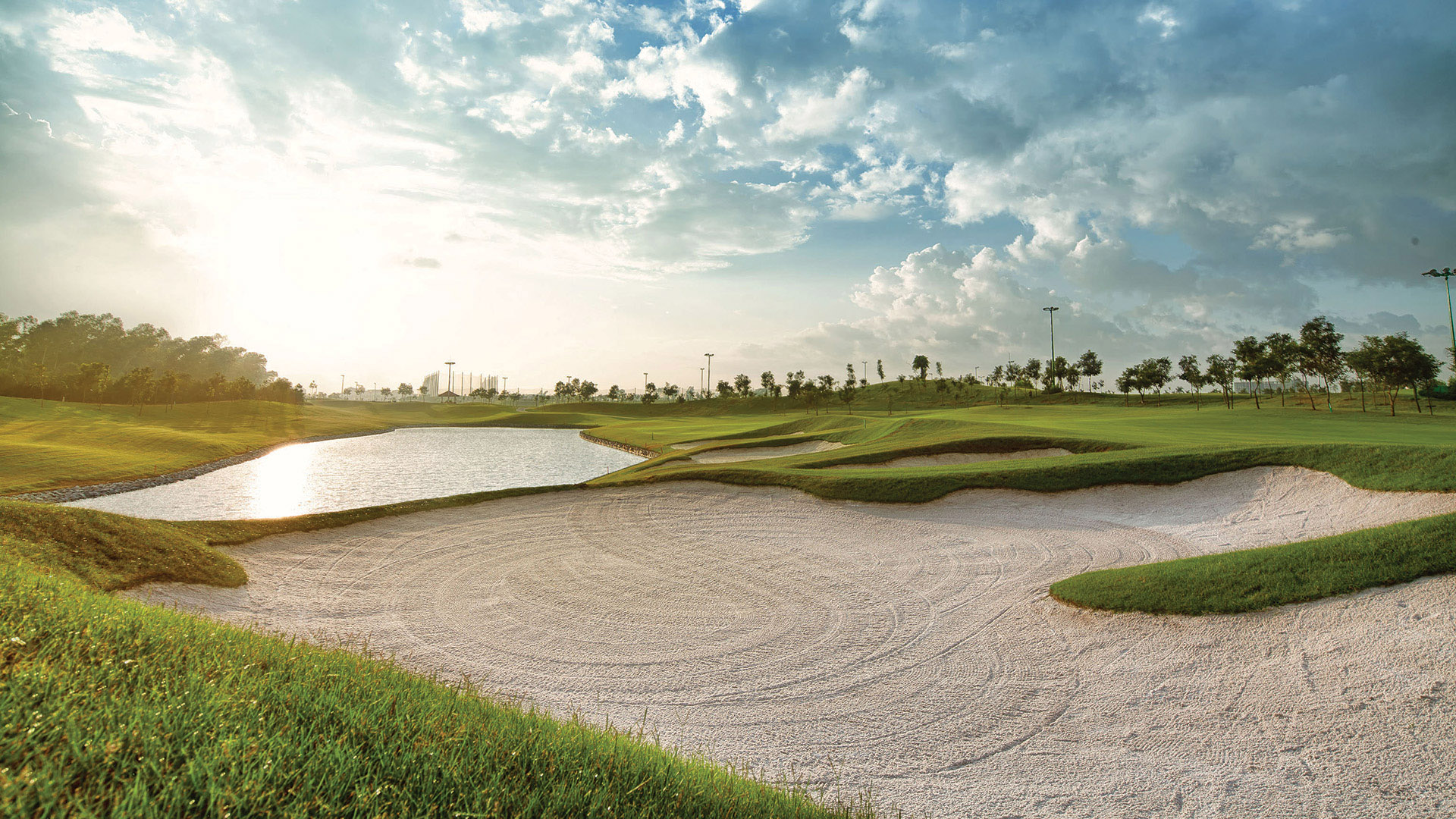 SÂN GOLF LONG BIÊN